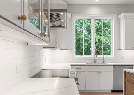 Portside Seagrass + Pure White